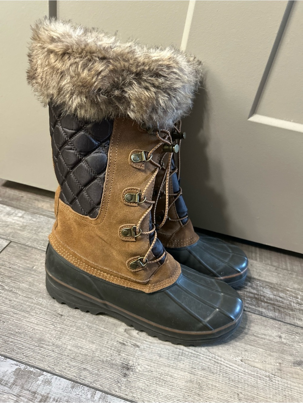 Lands End Squall Winter Boots Faux-Fur Trim Waterproof quilted toggle